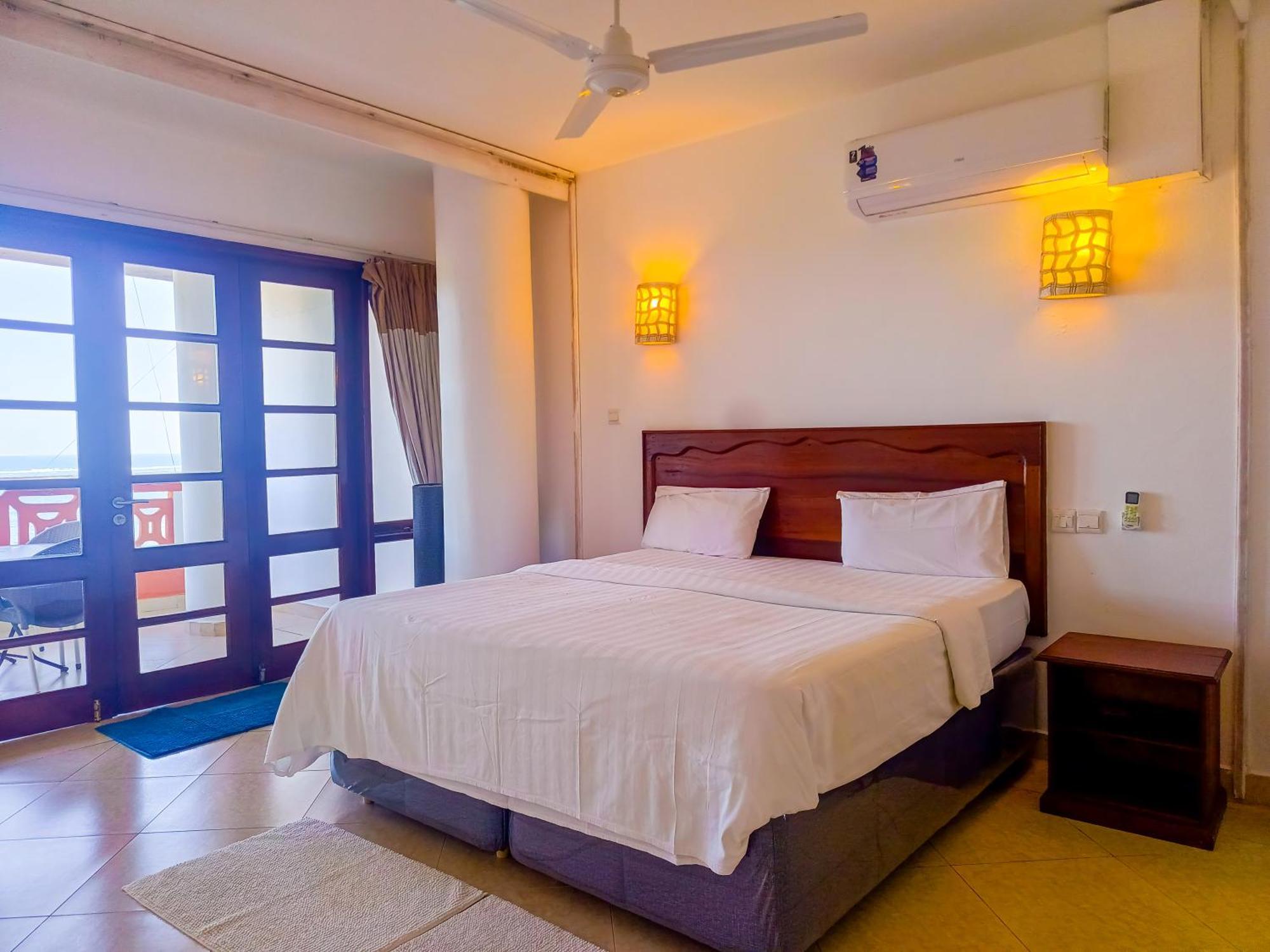 Ivory Beachfront Stays Mombasa Eksteriør bilde